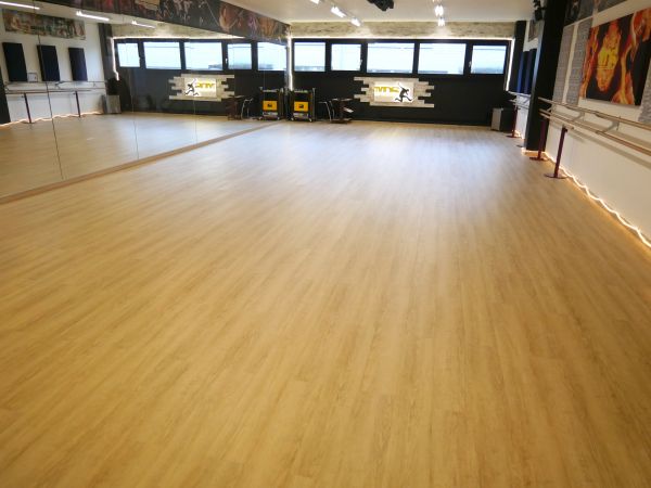 120m2 Tanzraum, Trainingsraum, Tanzsaal zu vermieten in Cham